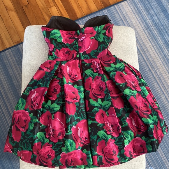 Sherri Hill floral dress - Picture 4 of 12